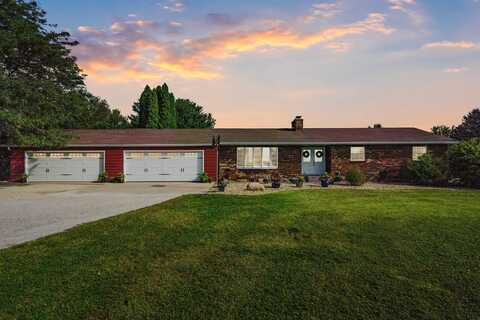 138 Schrock Road, Waterloo, IA 50701