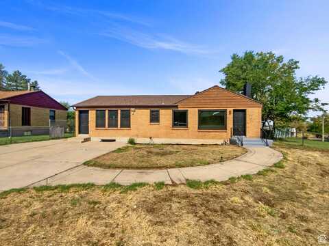 3965 S 2225 W, Roy, UT 84067