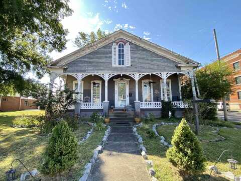 830 Jefferson Street, Paducah, KY 42001