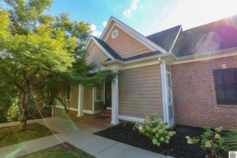 1067 Lakeview Drive, Paducah, KY 42003