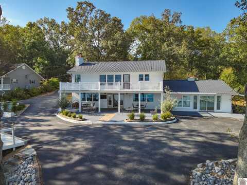 107 Freeburn Ct., Benton, KY 42025