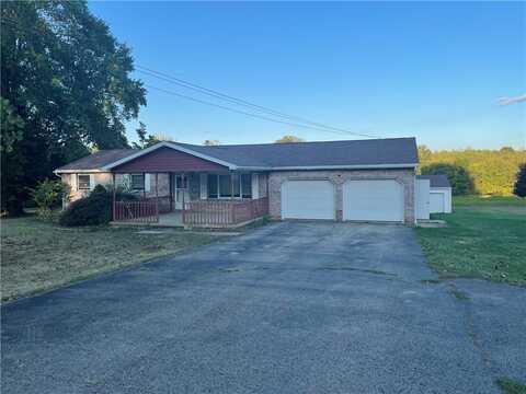 33 Hogue Road, Shenango Twp, PA 16159