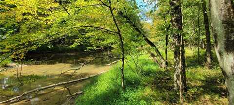 000 Lairds Crossing Rd, West Franklin, PA 16262