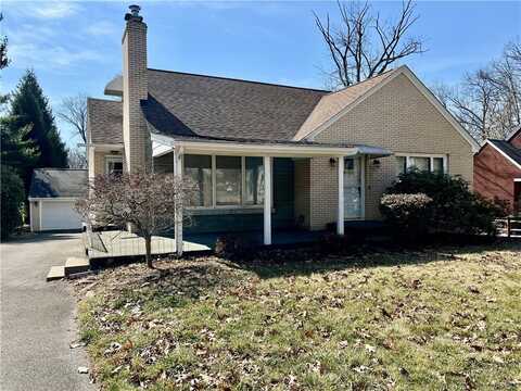 1919 Shady Drive, Farrell, PA 16121