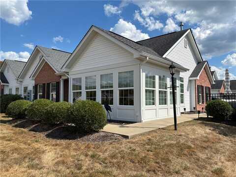 1032 Silver Oak Dr, Connoquenessing, PA 16053