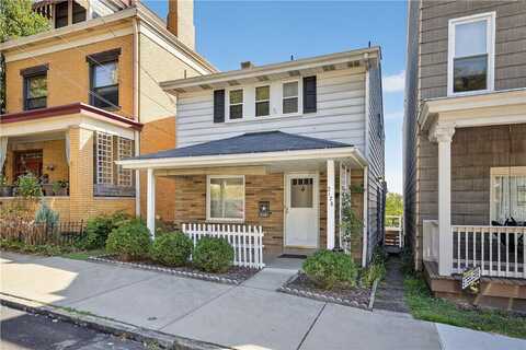 2126 Rockledge St, Spring Hill, PA 15212