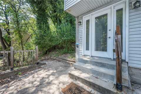 702 Seavey Rd, Shaler, PA 15209