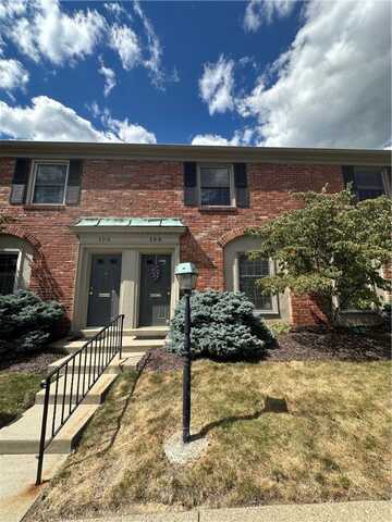 196 Jamestown Dr, Pittsburgh, PA 15216
