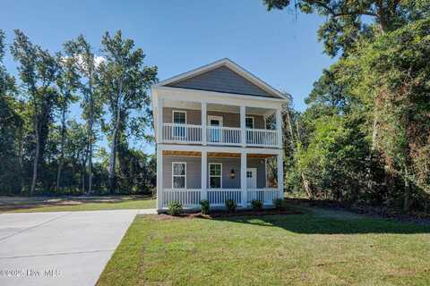 205 W Williams Street, Burgaw, NC 28425