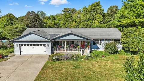 1616 Echo Lake Drive, Piqua, OH 45356