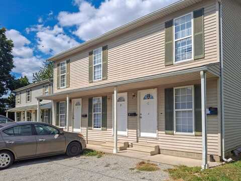 7 W 2nd St, Athens, OH 45780
