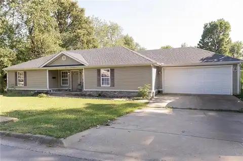 1203 Christian AVE, Springdale, AR 72764
