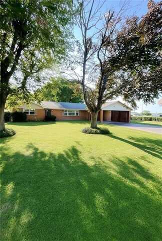 608 Catlett ST, Prairie Grove, AR 72753