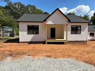 145 Highland Hills Drive, Campobello, SC 29322