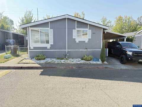 1949 SE Palmquist Rd, Gresham, OR 97080