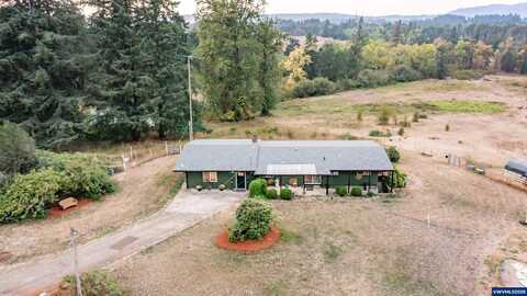 40235 Rainbow Dr, Scio, OR 97374