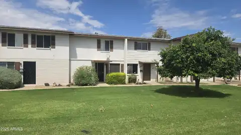 7131 W HAZELWOOD Street, Phoenix, AZ 85033