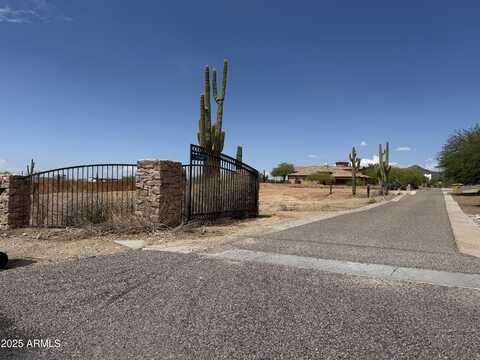 8404 N 82nd Place, Mesa, AZ 85207