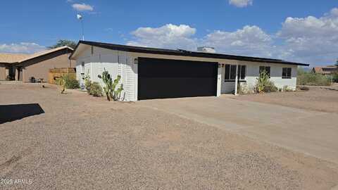 8270 W NEWPORT Circle, Arizona City, AZ 85123
