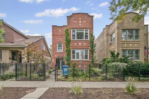 4223 N. Troy Street, Chicago, IL 60618