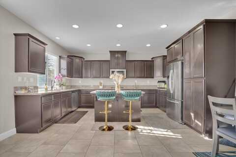 2418 Finchwood Landing Lane, Manteca, CA 95336