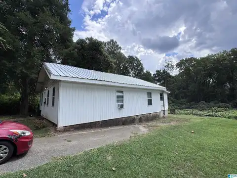 5211 LOOP ROAD, BIRMINGHAM, AL 35224