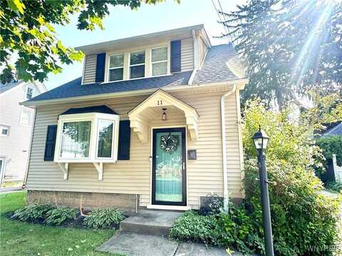 11 Hunt Avenue, Hamburg, NY 14075