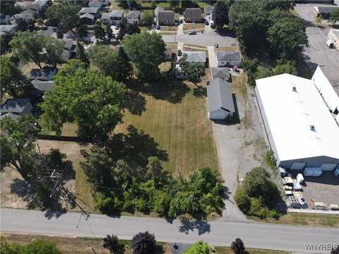 21 Rehm Road, Lancaster, NY 14043