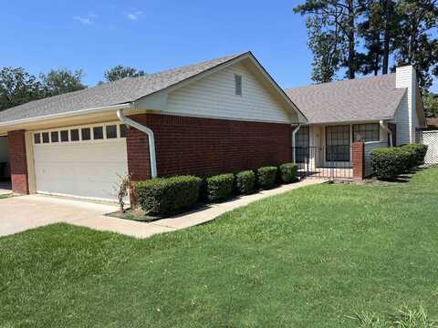 11 Summerset Place, Pine Bluff, AR 71603