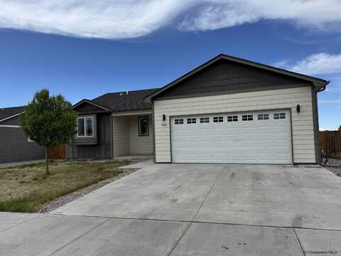 402 APRICOT ST, Cheyenne, WY 82007