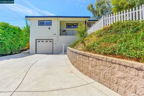 2490 Birch St, Martinez, CA 94553
