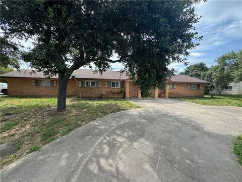 131 N Lamont Street, Aransas Pass, TX 78336