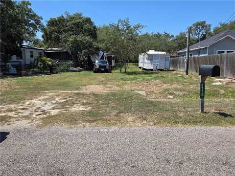 1115 N Terry Street, Rockport, TX 78382