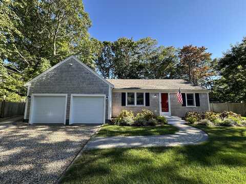 9 Victory Lane, South Yarmouth, MA 02664