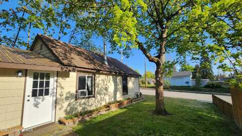 211 E BIRCH AVE, Coeur D Alene, ID 83814