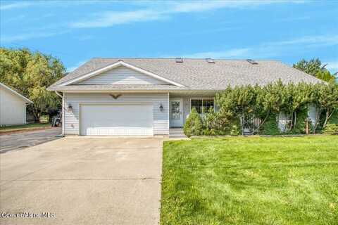 170 Kootenai Bay Rd, Sandpoint, ID 83864