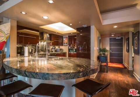13700 Marina Pointe Dr, Marina Del Rey, CA 90292