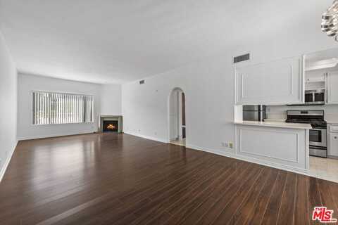 1136 S Shenandoah St, Los Angeles, CA 90035
