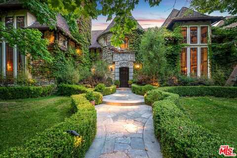 1460 Moraga Dr, Los Angeles, CA 90049
