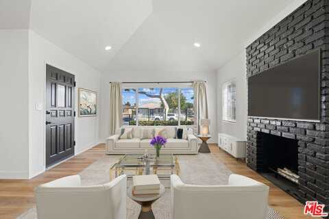 4302 W 138th St, Hawthorne, CA 90250