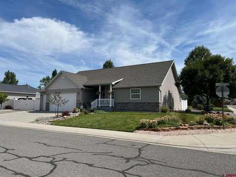 3304 Wheatgrass Drive, Montrose, CO 81401