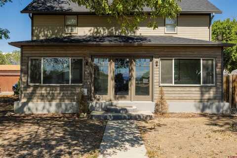 806 N Park Avenue, Montrose, CO 81401