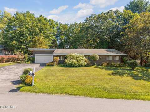 214 Juniper Drive, Rotterdam, NY 12306