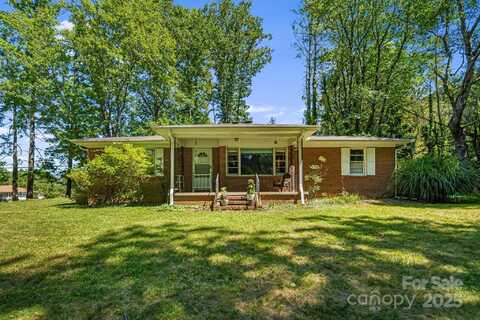 3151 Magnolia Drive, Hendersonville, NC 28792