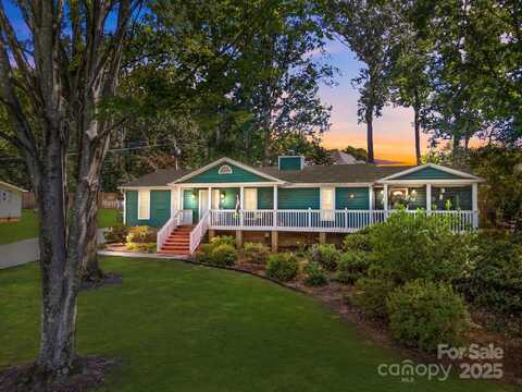 21300 Sandy Cove Road, Cornelius, NC 28031