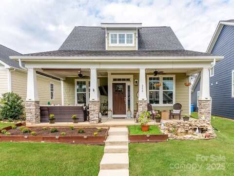 208 Keats Aly, Cramerton, NC 28032