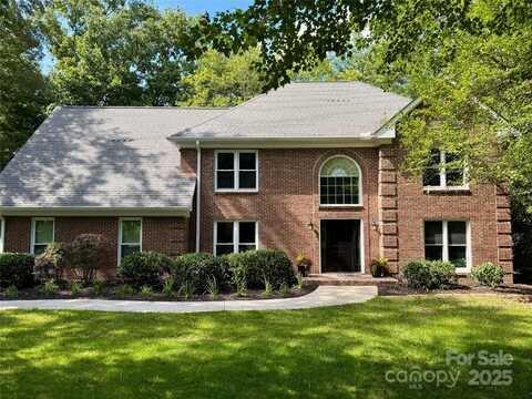 4 Quail Hollow Drive, Arden, NC 28704