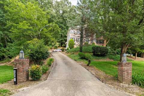 314 Sweetwater Hills Drive, Hendersonville, NC 28791