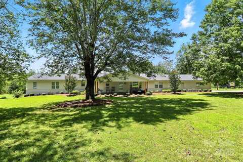 3020 Pooveys Chapel Church Road, Hudson, NC 28638