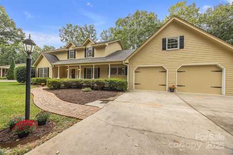 1150 18th Avenue NE, Hickory, NC 28601